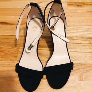 Black H&M open toed heels